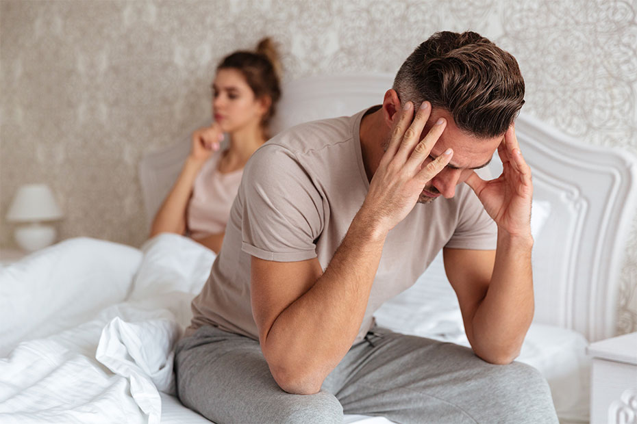 How do erectile dysfunction treatment clinics address emotional health?